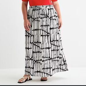 Worthington - Black and White Women's Skirt - PXXL - Fast Ship